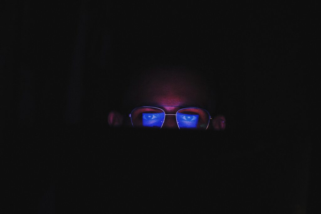 Blue Light : Electromagnetic Spectrum Blue Light : Electromagnetic Spectrum - airestech